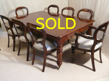 SOLD --- ANTIQUE - VICTORIAN MAHOGANY DINING TABLE AND EIGHT MAHOGANY VINTAGE CHAIRS SUITE --- SOLD
