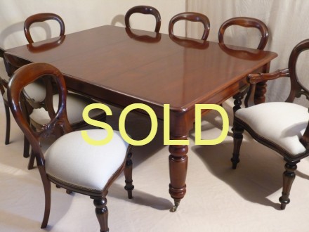 SOLD --- ANTIQUE - A VICTORIAN MAHOGANY DINING TABLE --- SOLD