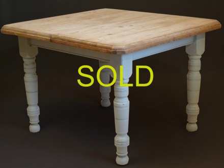 SOLD --- ANTIQUE - COUNTRY MADE EDWARDIAN SINGLE LEAF TABLE --- SOLD