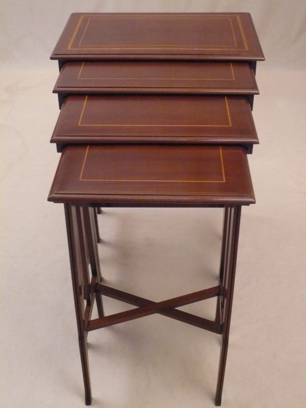 ANTIQUE - A NEST OF 4 TABLES